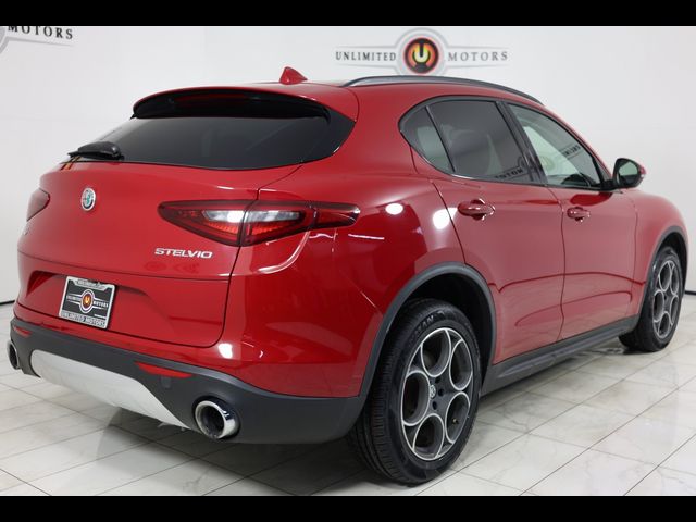 2018 Alfa Romeo Stelvio Sport