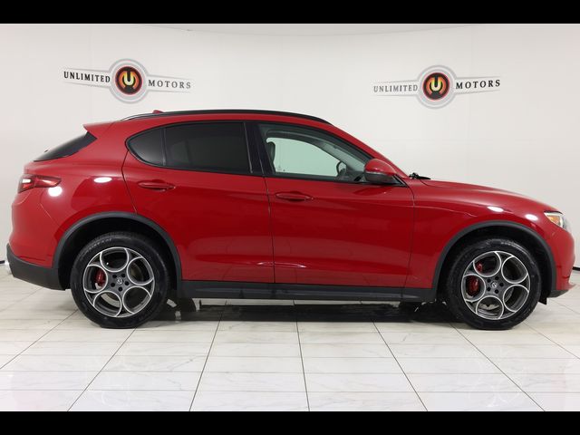 2018 Alfa Romeo Stelvio Sport