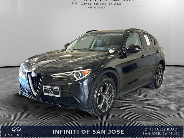 2018 Alfa Romeo Stelvio Sport