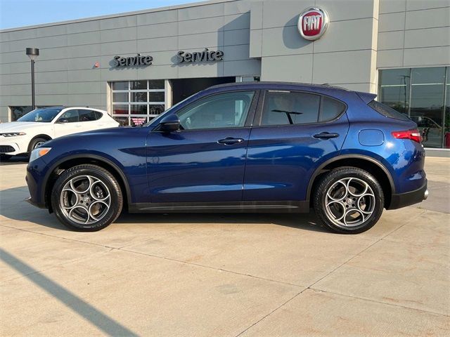 2018 Alfa Romeo Stelvio Sport