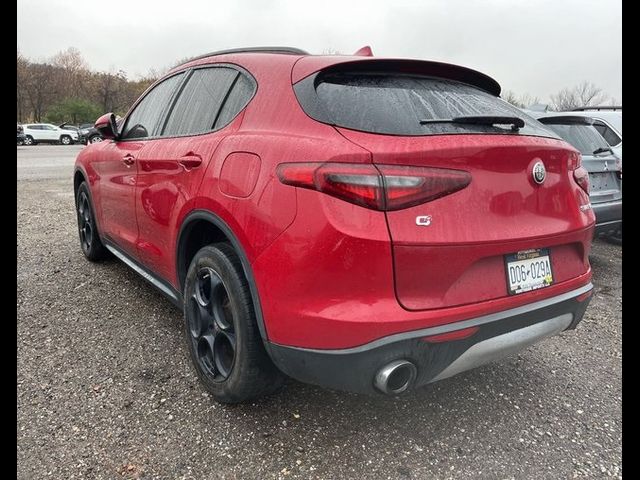 2018 Alfa Romeo Stelvio Sport