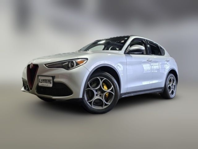 2018 Alfa Romeo Stelvio Sport