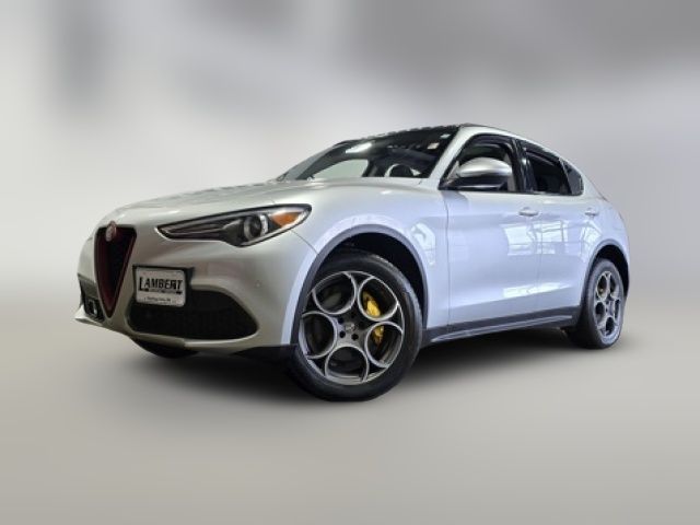 2018 Alfa Romeo Stelvio Sport