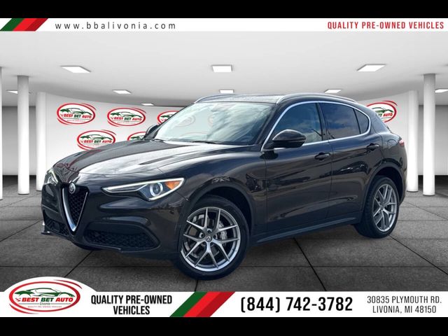 2018 Alfa Romeo Stelvio Base