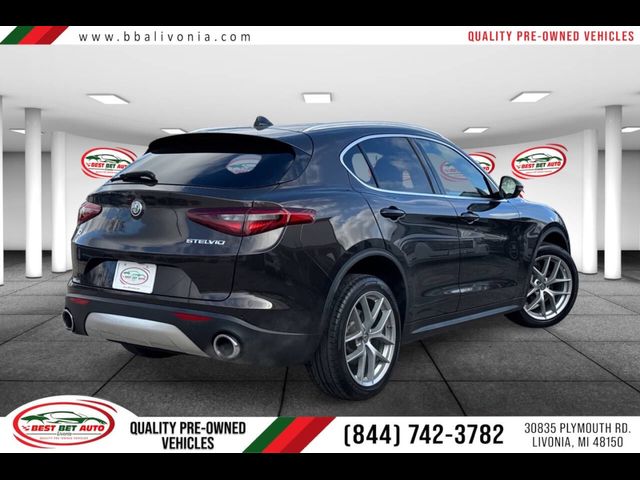 2018 Alfa Romeo Stelvio Base