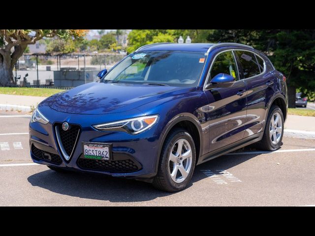 2018 Alfa Romeo Stelvio Base