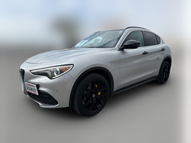 2018 Alfa Romeo Stelvio Ti