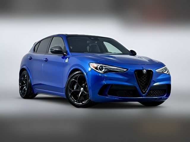 2018 Alfa Romeo Stelvio Quadrifoglio