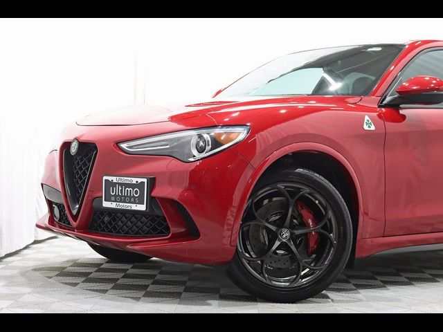 2018 Alfa Romeo Stelvio Quadrifoglio