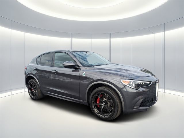 2018 Alfa Romeo Stelvio Quadrifoglio