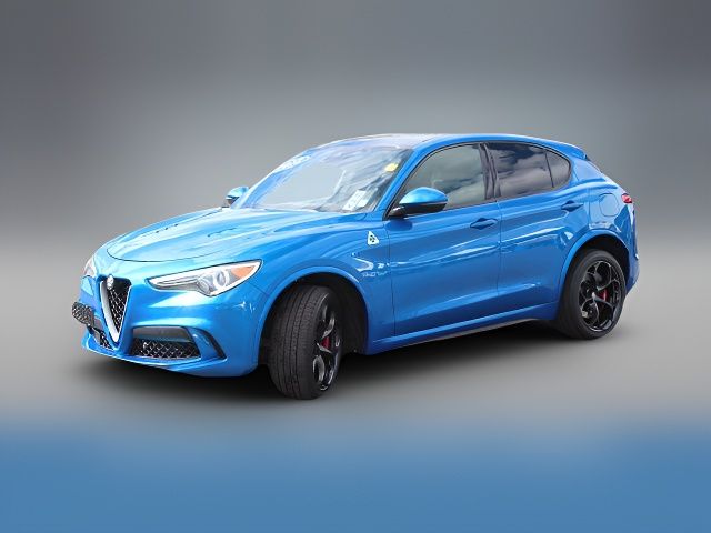 2018 Alfa Romeo Stelvio Quadrifoglio