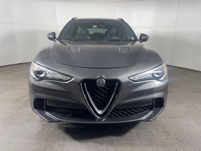 2018 Alfa Romeo Stelvio Quadrifoglio