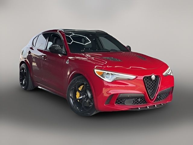 2018 Alfa Romeo Stelvio Quadrifoglio