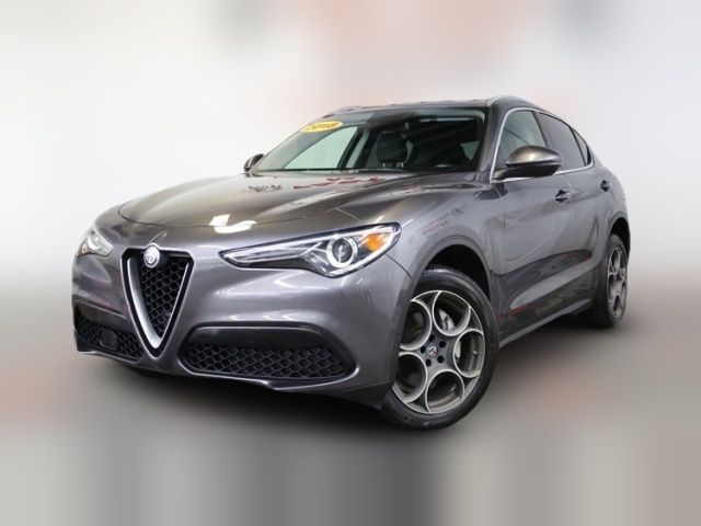 2018 Alfa Romeo Stelvio Base