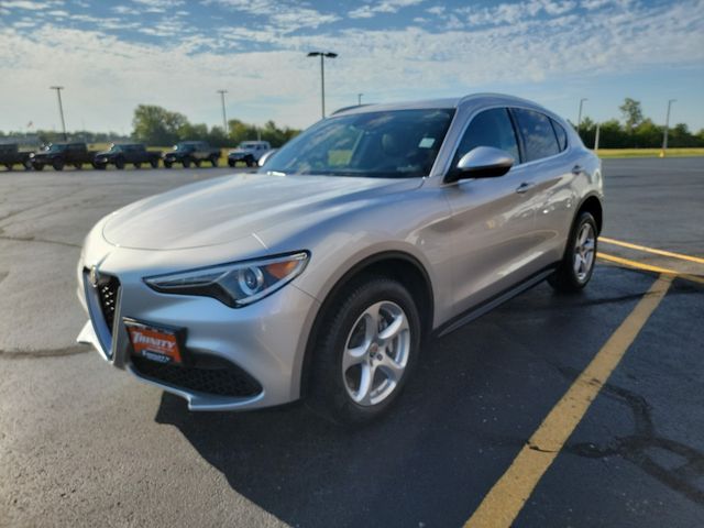 2018 Alfa Romeo Stelvio Base