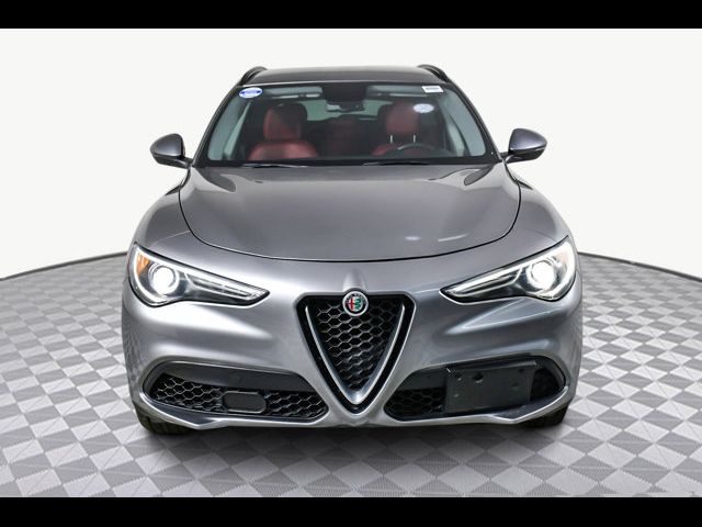 2018 Alfa Romeo Stelvio Sport