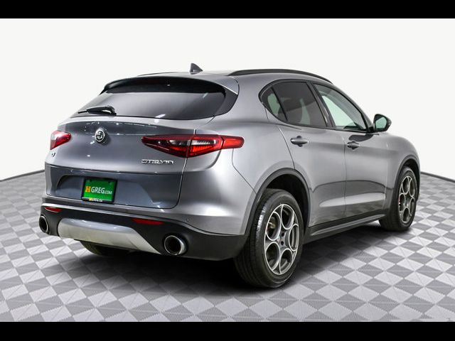 2018 Alfa Romeo Stelvio Sport