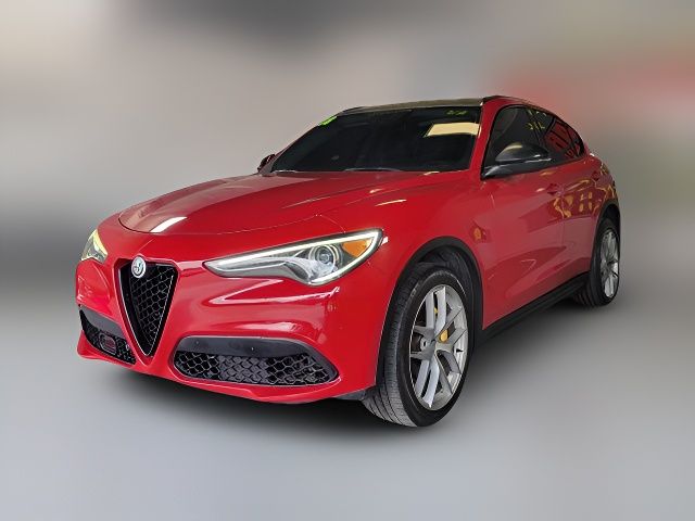 2018 Alfa Romeo Stelvio Sport