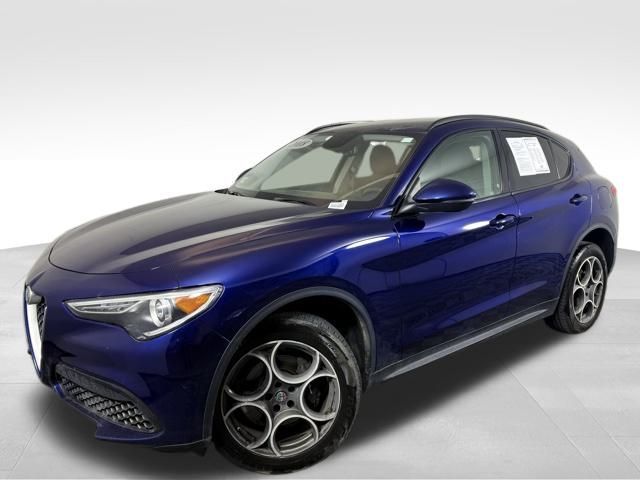 2018 Alfa Romeo Stelvio Sport