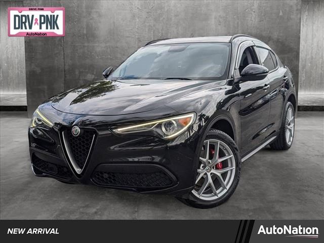 2018 Alfa Romeo Stelvio Sport