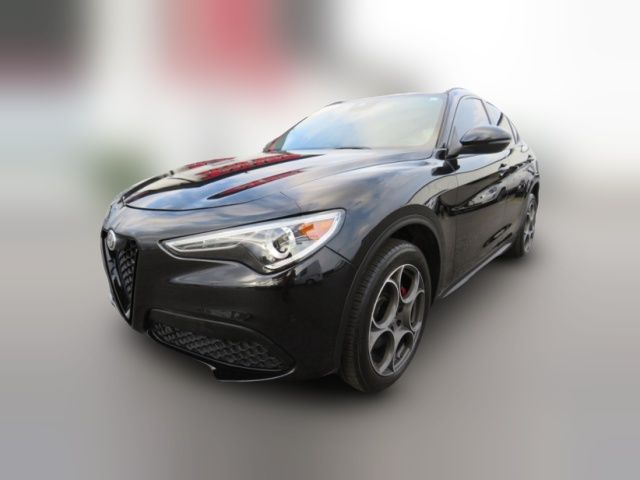 2018 Alfa Romeo Stelvio Sport