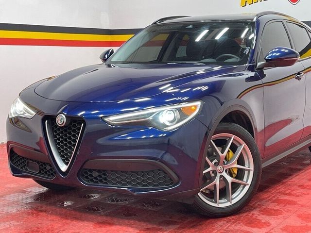 2018 Alfa Romeo Stelvio Sport