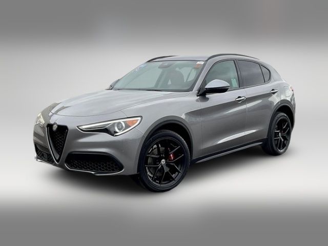 2018 Alfa Romeo Stelvio Sport