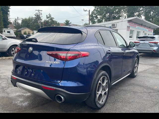 2018 Alfa Romeo Stelvio Sport