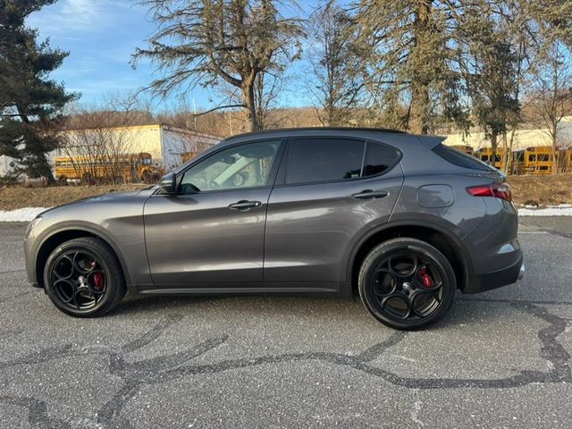 2018 Alfa Romeo Stelvio Sport