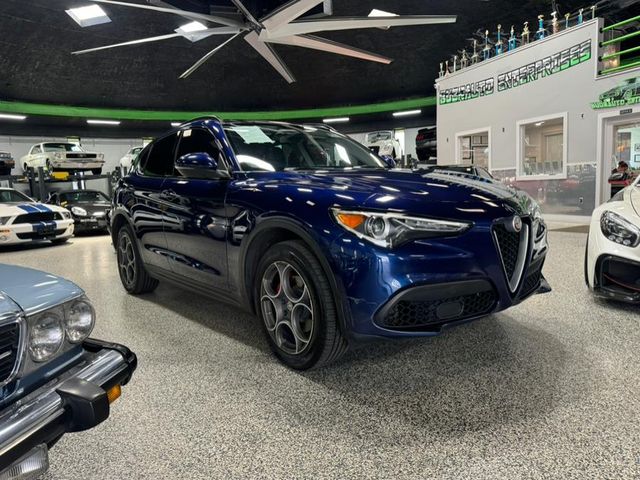 2018 Alfa Romeo Stelvio Sport