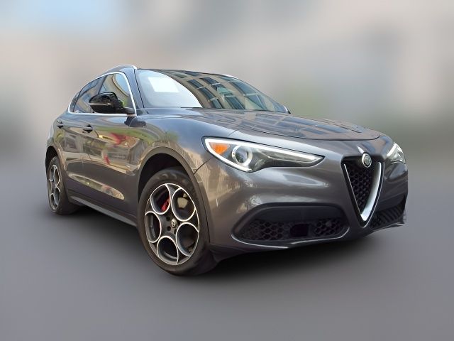 2018 Alfa Romeo Stelvio Base