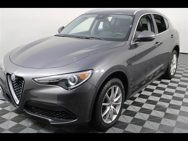 2018 Alfa Romeo Stelvio Ti