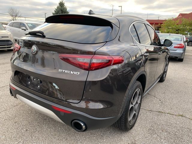 2018 Alfa Romeo Stelvio Ti