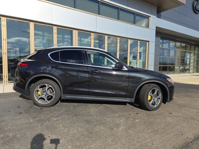 2018 Alfa Romeo Stelvio Ti