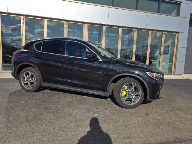 2018 Alfa Romeo Stelvio Ti