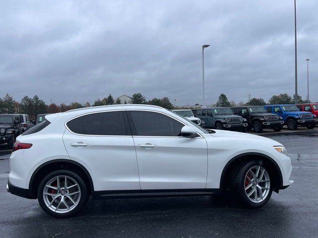 2018 Alfa Romeo Stelvio Ti