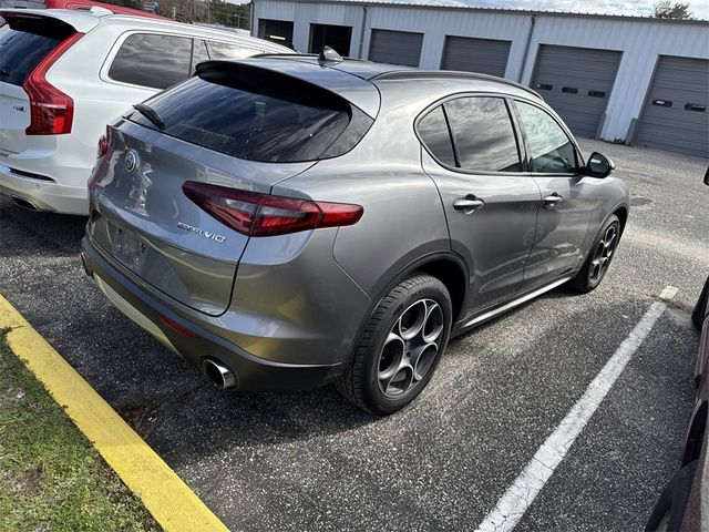 2018 Alfa Romeo Stelvio Ti Sport