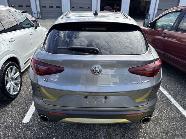 2018 Alfa Romeo Stelvio Ti Sport