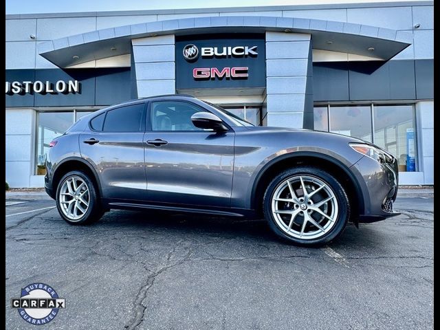 2018 Alfa Romeo Stelvio Ti Sport