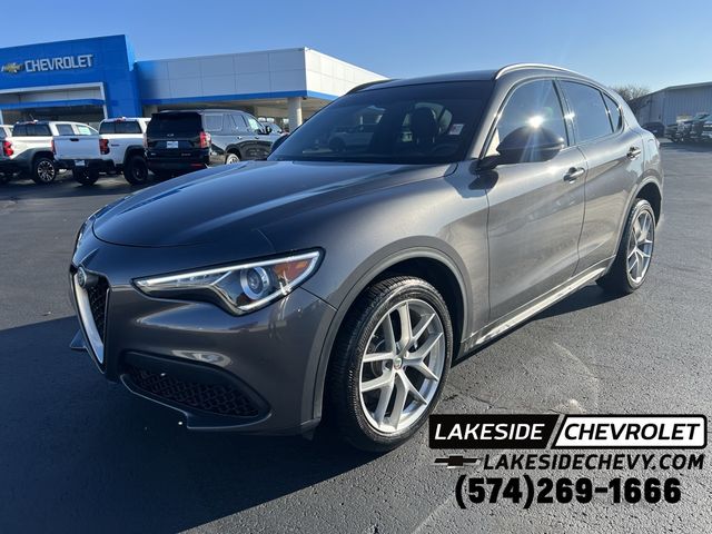 2018 Alfa Romeo Stelvio Ti Sport