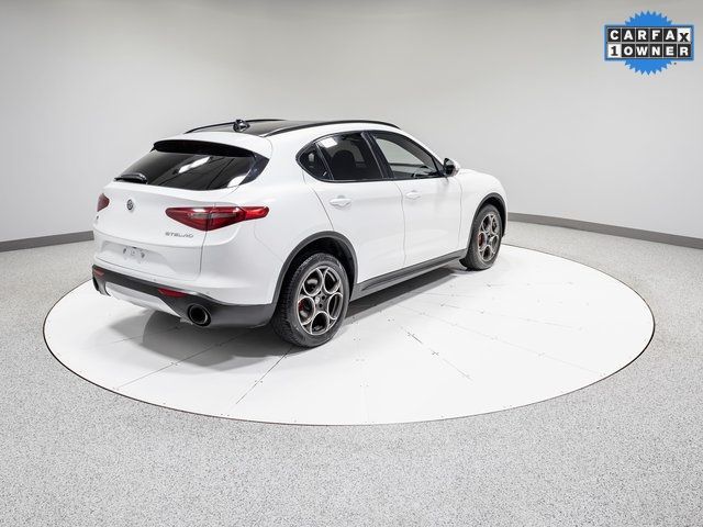 2018 Alfa Romeo Stelvio Ti Sport