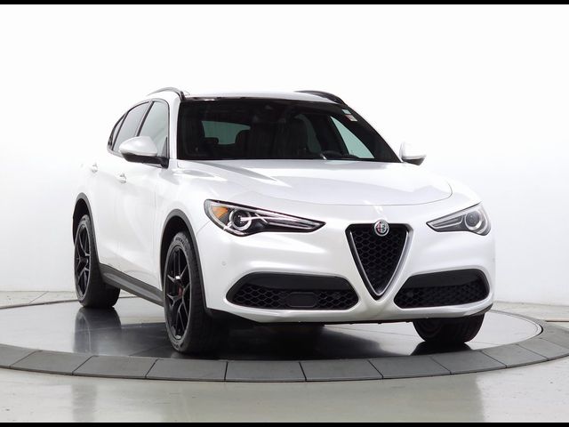 2018 Alfa Romeo Stelvio Ti Sport