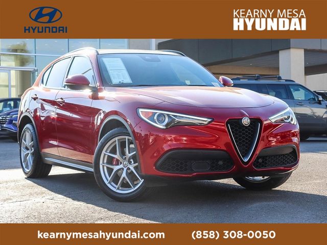 2018 Alfa Romeo Stelvio Ti Sport