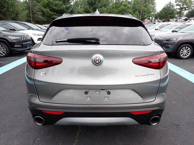 2018 Alfa Romeo Stelvio Ti Sport