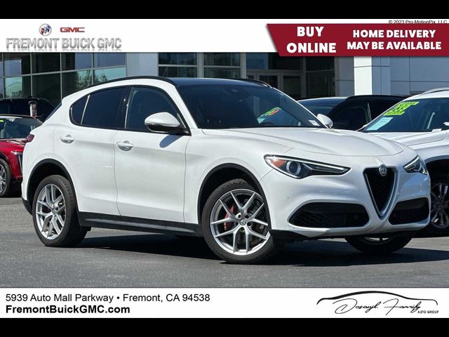 2018 Alfa Romeo Stelvio Ti Sport