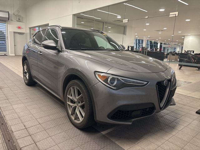 2018 Alfa Romeo Stelvio Ti Sport