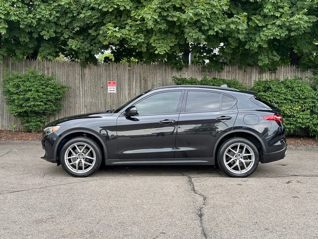 2018 Alfa Romeo Stelvio Ti Sport