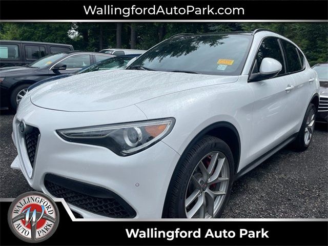 2018 Alfa Romeo Stelvio Ti Sport