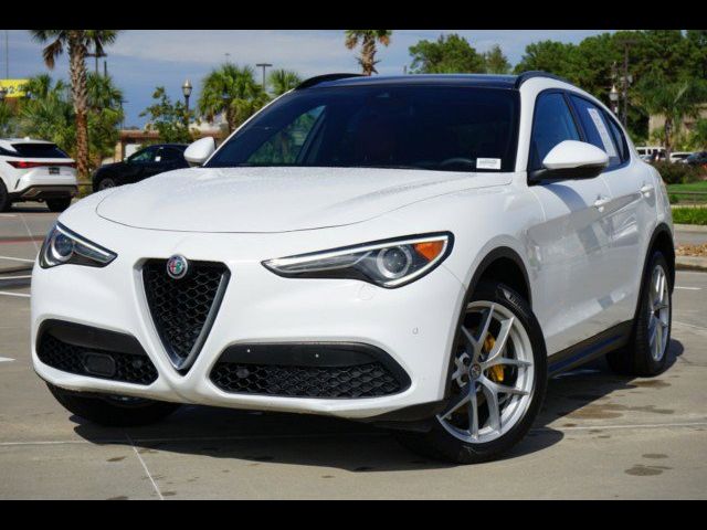 2018 Alfa Romeo Stelvio Ti Sport