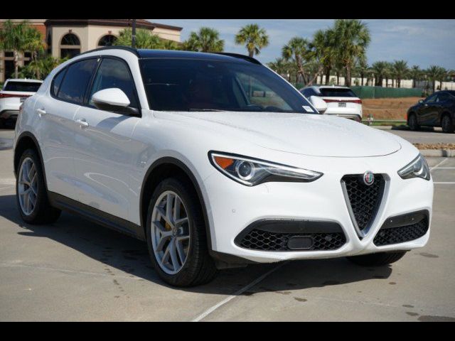 2018 Alfa Romeo Stelvio Ti Sport